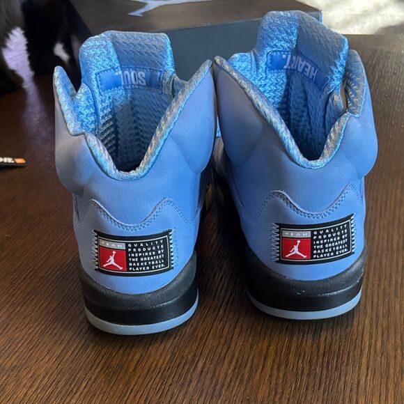 Jordan 5 Retro University Blue Sneakers Men’s size 10. Excellent condition. - Picture 6 of 7